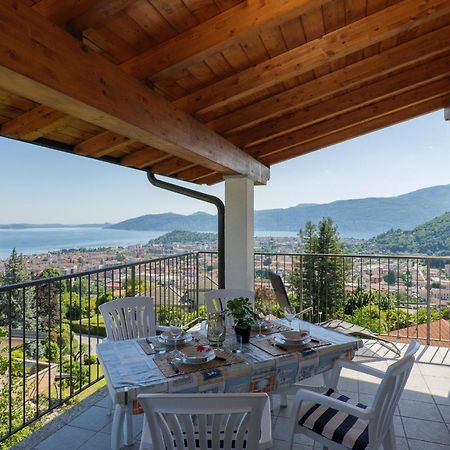 Appartement Panoramic'S Loft à Verbania Extérieur photo
